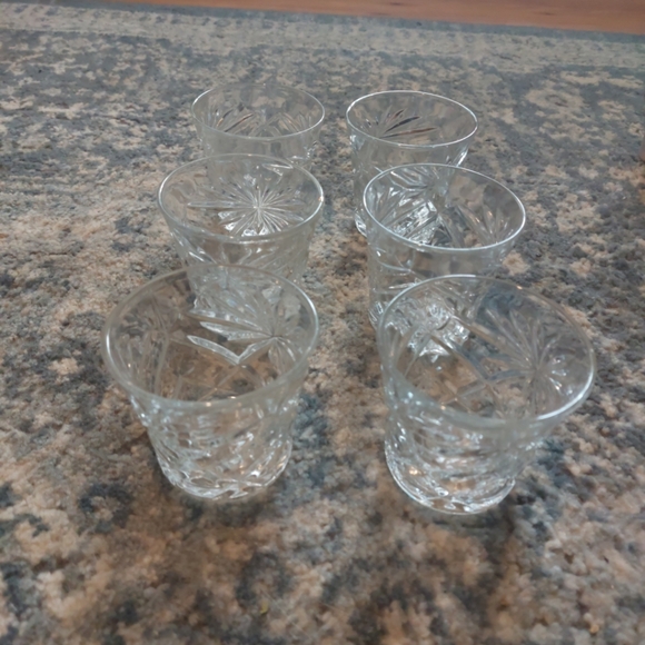 Set Of 38 VTG 1960 Anchor Hocking EAPC Star of David Cups/Saucers/Dishes Etc - Picture 8 of 13